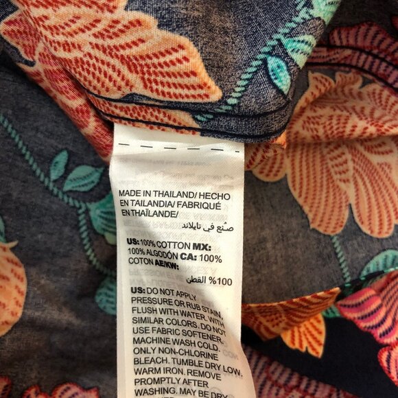 Chicos Floral No-Iron Button Up Blouse Floral Colorful Size 0 (US size 4-6) - Picture 5 of 5